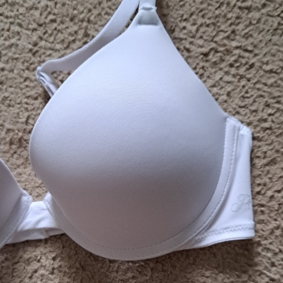Victoria's Secret White Underwire T-Shirt Bra - Picture 3 of 8